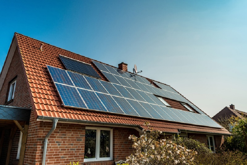 How Much Do You Save With Solar Panels? A Helpful Guide