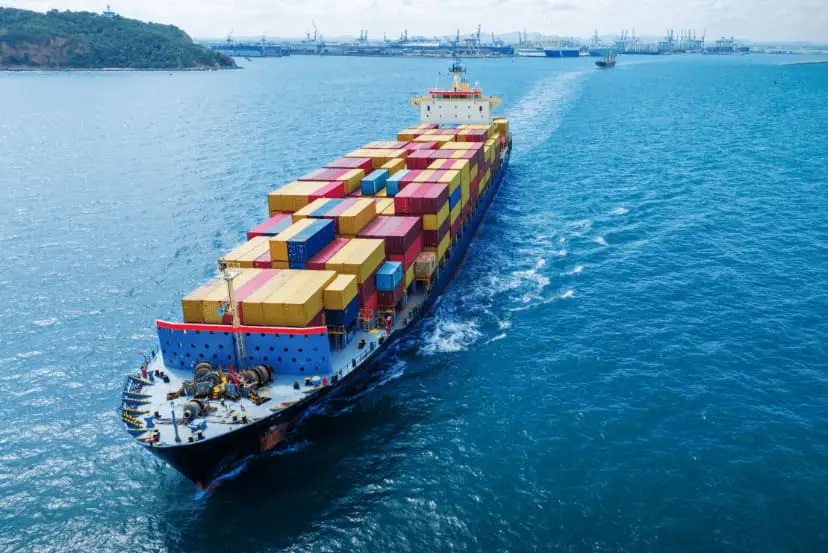 A Complete Guide on Navigating the Waters of Shipping Insurance