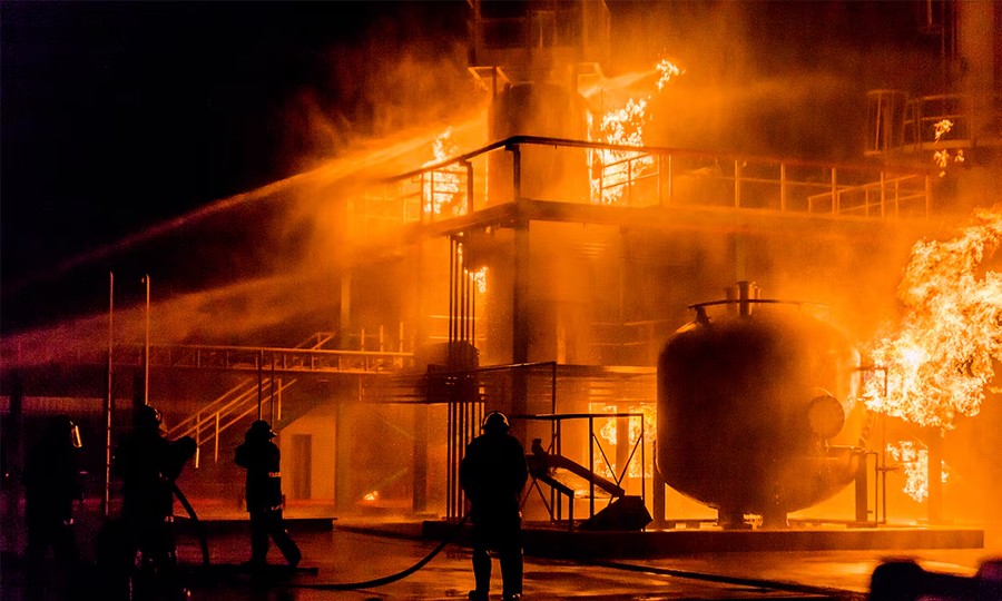 Understanding the Merits of Fire and Burglary Insurance for Indian Businesses