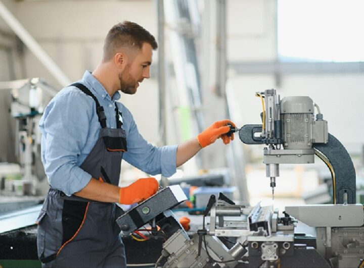 The Cost of Neglecting CNC Machine Service in Precision Engineering