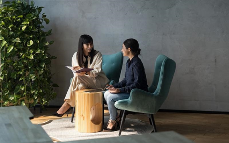 When to Seek a Therapist in Singapore: 5 Signs You Shouldn’t Ignore