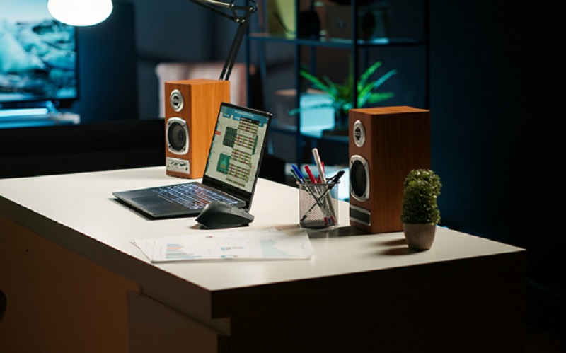 Why Small Business Electricity Plans Are Key to Managing Costs