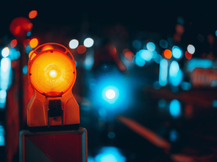 Choosing the Right Federal Signal Lights for Hazard and Warning Applications