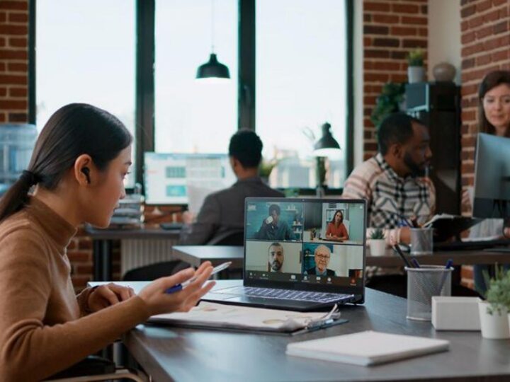 How Shared Office Spaces in Singapore Support Hybrid and Remote Teams